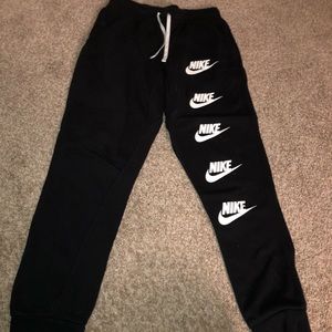 Nike Sweatpants